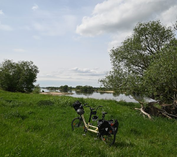 Auf der rechten Seite der Elbe nach Tangermünde